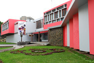 Foto del exterior de la Galería Sérvulo Gutiérrez