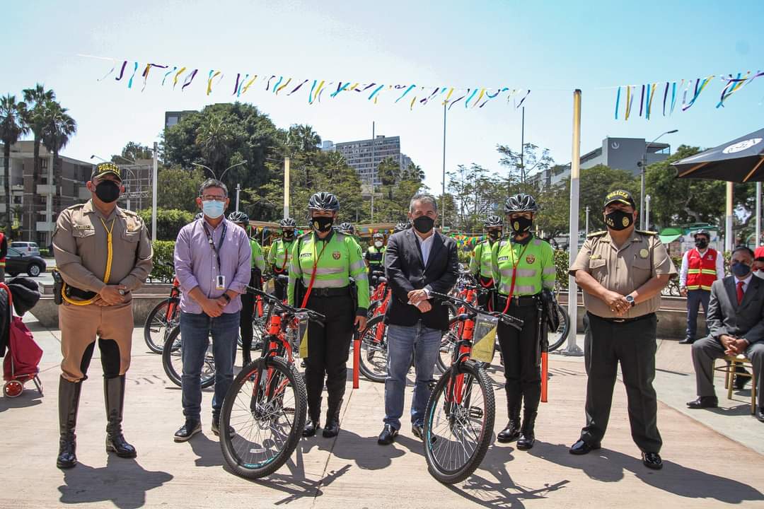 Jesús María y Real Plaza donan 20 bicicletas a policía de tránsito para fortalecer seguridad ciudadana