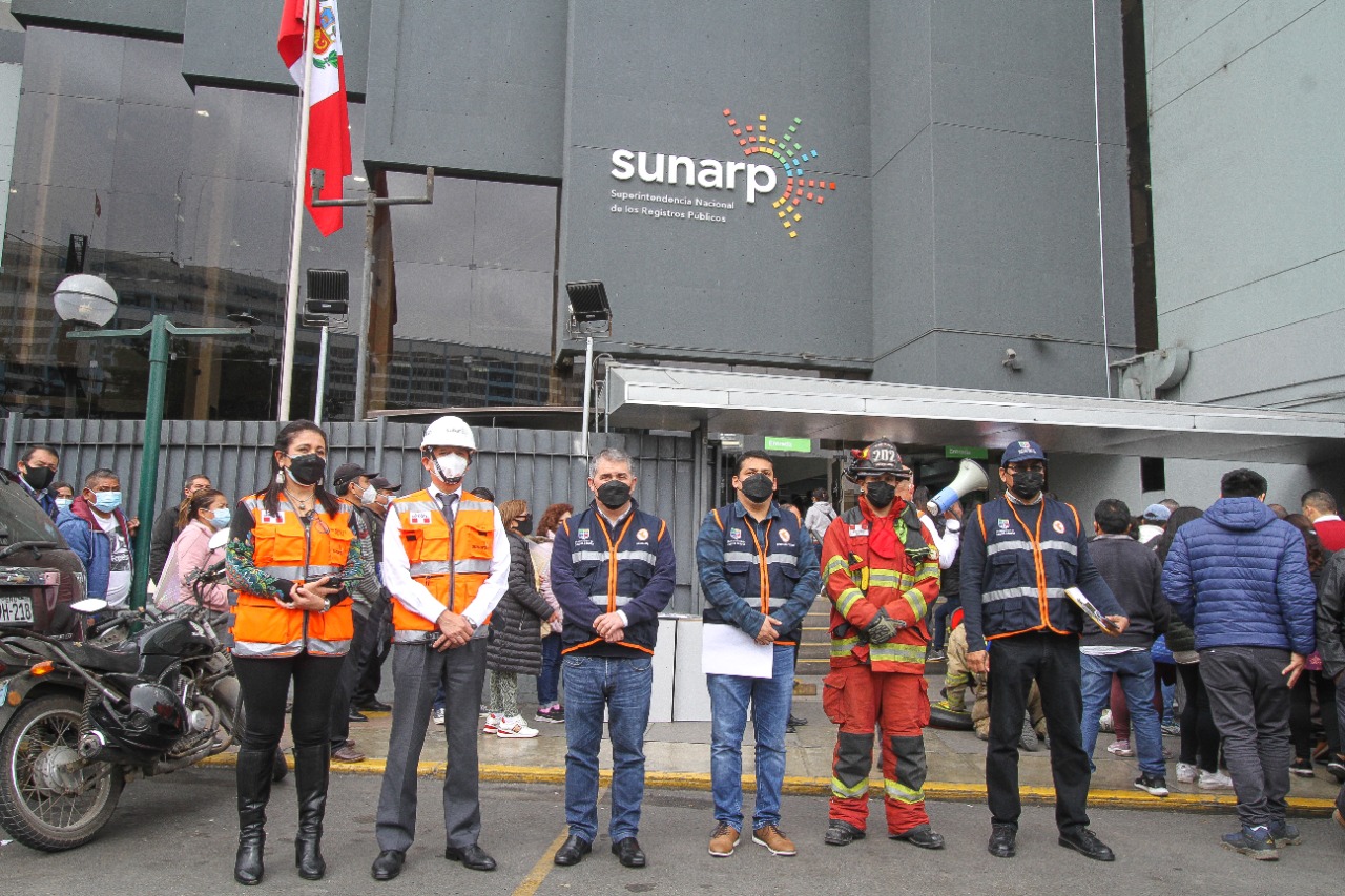 Simulacro contó con la participación de SUNARP, la Municipalidad de Jesús María el Cuerpo General de Bomberos y los especialistas en gestión del riesgo de desastres